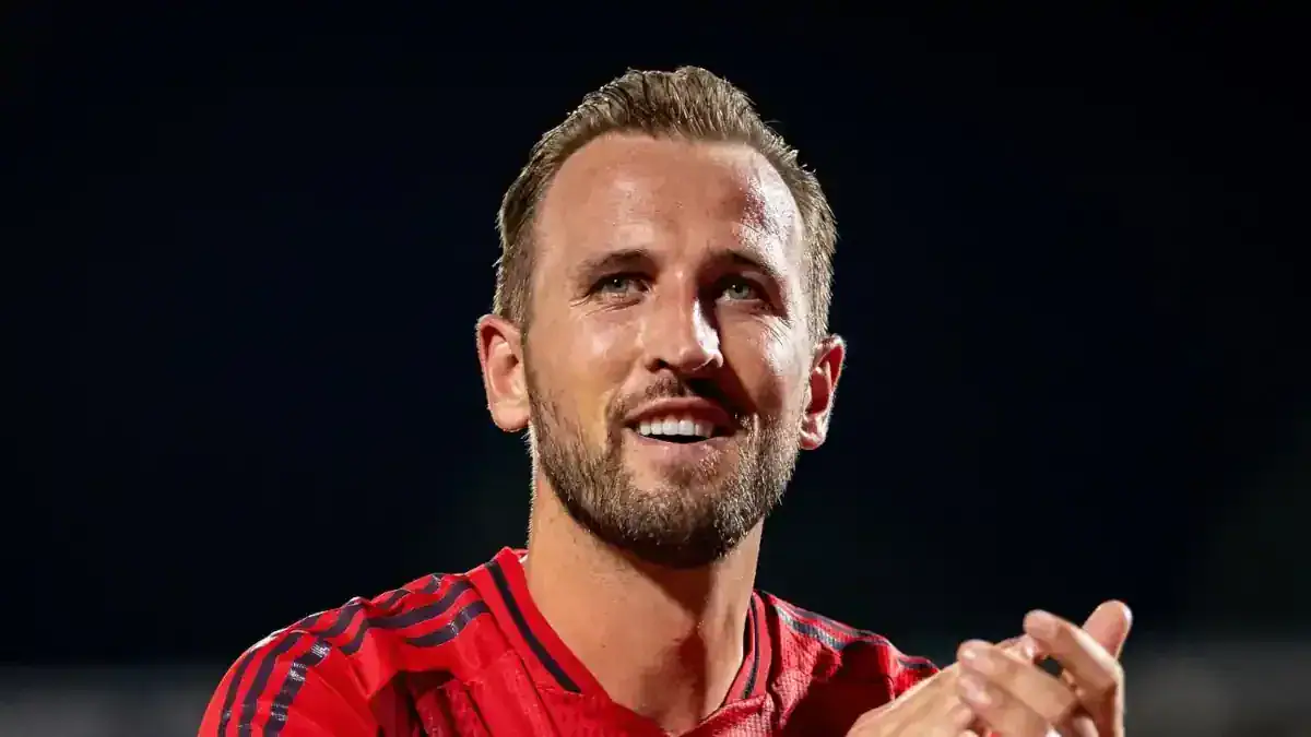 Ballon d'or 2026 : Harry Kane devient le premier Anglais à soulever le trophée depuis Michael Owen en 2001