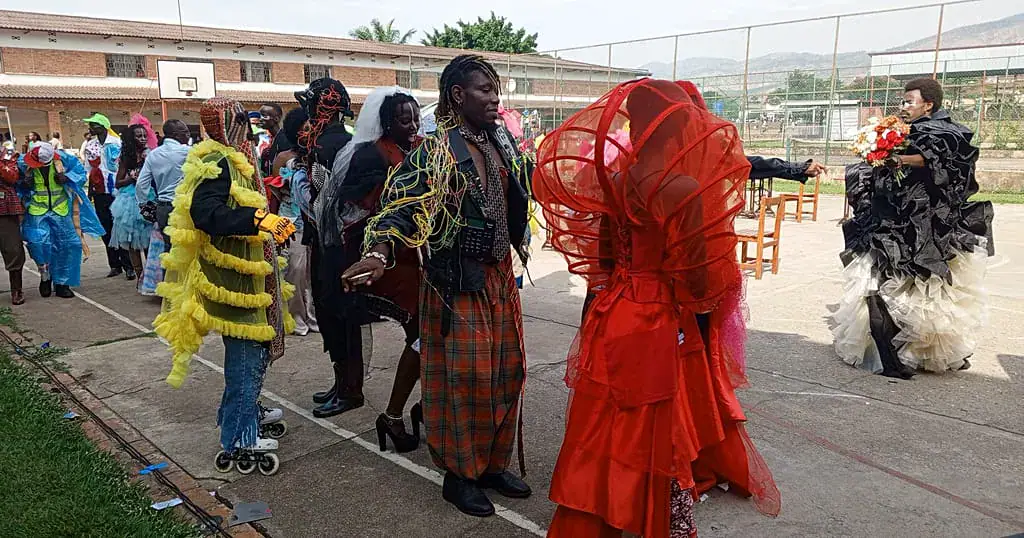 Burundi fashion show puts recycled materials on the runway