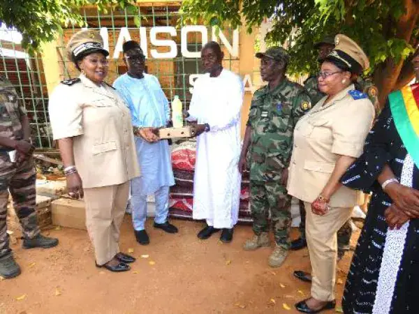 Mali: Authorities Donate to Sikasso Prison Inmates During Solidarity Month