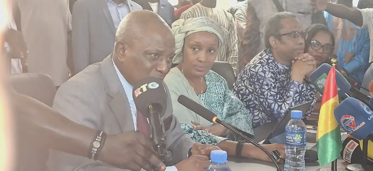 Fana Soumah Installed as New Minister of Communication, Digital Economy, and Innovation in Guinea