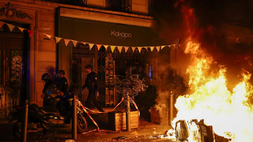 French Senate Approves 'Casseurs-Payeurs' Bill Amid Human Rights Concerns