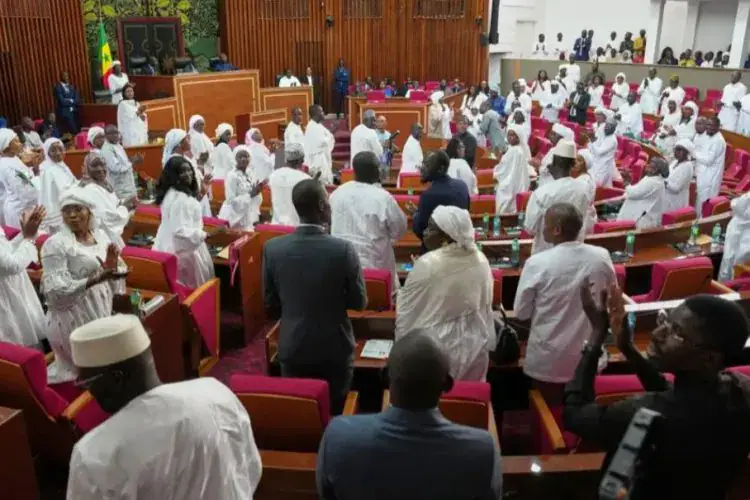 Senegal's Parliament Reviews Revised 2026 Budget Amid Disagreements