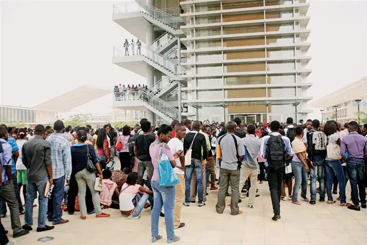 Angola's MESCTI Publishes List of Accredited University Courses for 2026/27 Academic Year
