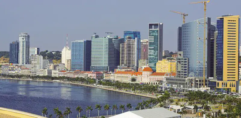 Investigação preliminar detecta concentrações elevadas de fezes na Baía de Luanda
