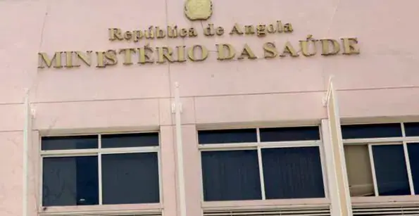Angola Fails to Fill 735 Health Professional Training Spots in Brazil