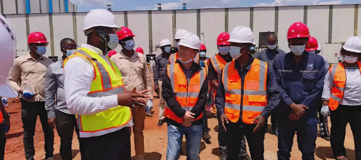 Livone Urges Equality in Graphite Factory Treatment