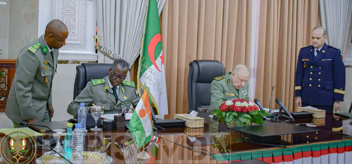 Niger and Algeria Sign Military Cooperation Agreement in Algiers