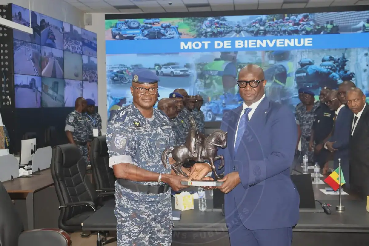 Senegal's Interior Minister Reviews Gendarmerie Operations Ahead of Youth Olympics