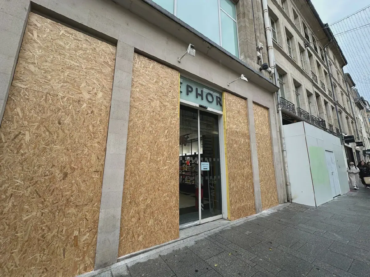 French Businesses Barricade Themselves as Protests Spark Fear of Unrest