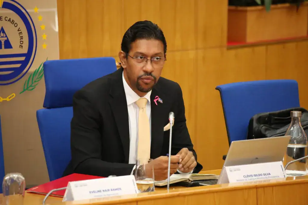 Ministro da Justiça de Cabo Verde considera insuficientes recursos da CNDH