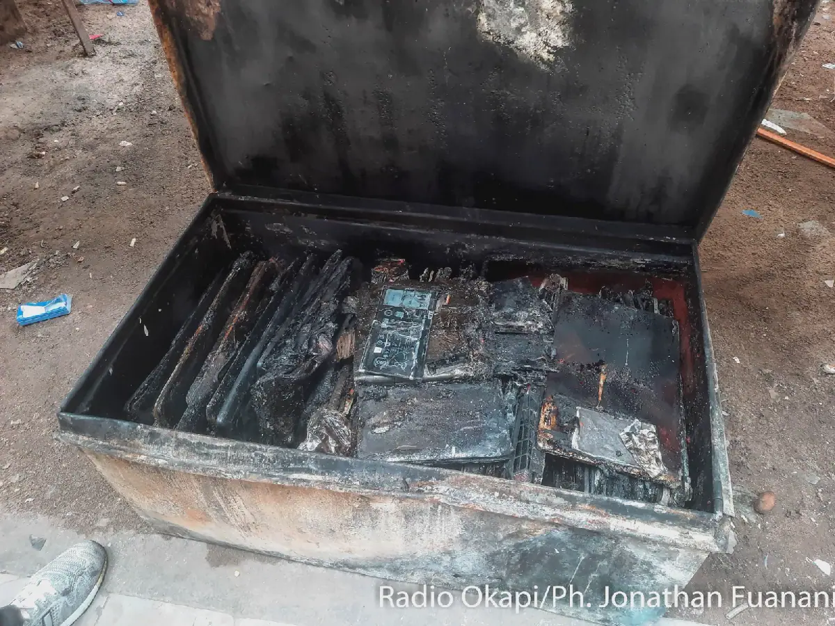 Le Gouvernement Sensibilise pour une Meilleure Gestion des Déchets Électroniques