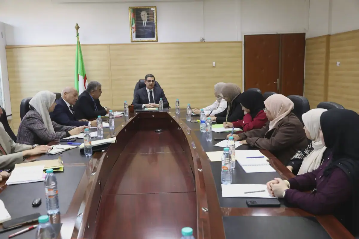 Algerian Health Minister Meets with Midwives' Union