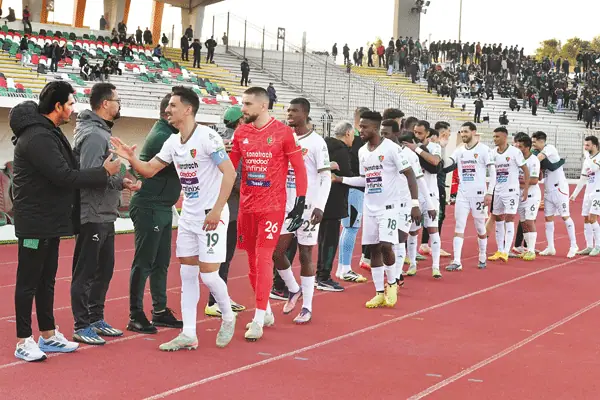 Algerian Football Teams Face Challenging Group Stages in African Competitions