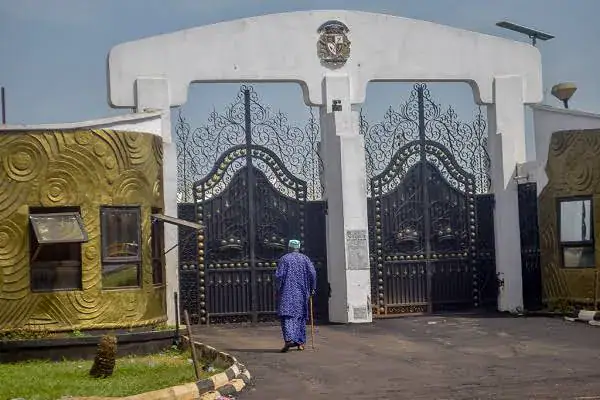 Ogun DSS Invites Ruling House Leaders Over Awujale Stool Controversy