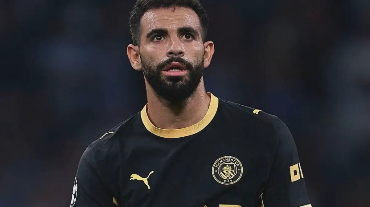 Rayan Aït-Nouri Attracts Interest from English Premier League Clubs