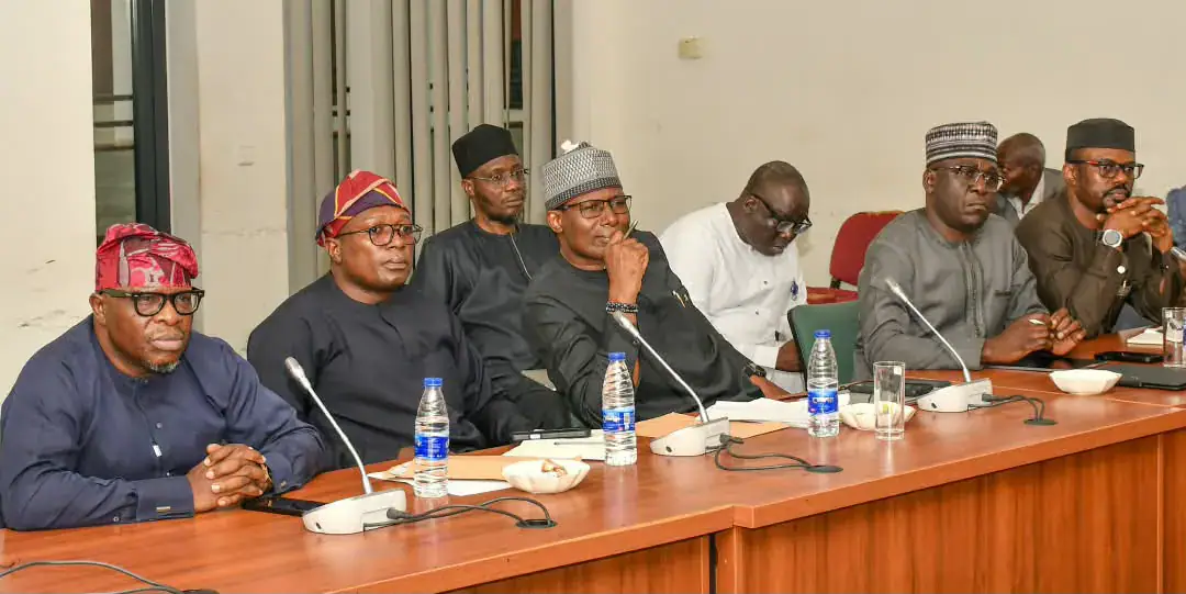 Nigerian Telecom CEOs Face Arrest Warrants for Ignoring Reps Summons