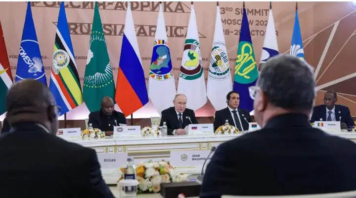 Russie-Afrique/Sommet : Moscou affiche ses ambitions économiques