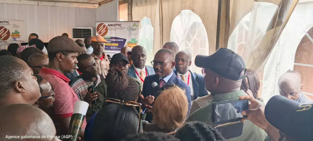 Gabon / Village du logement : Mays Mouissi éclaire les usagers sur l’accès au logement et le foncier