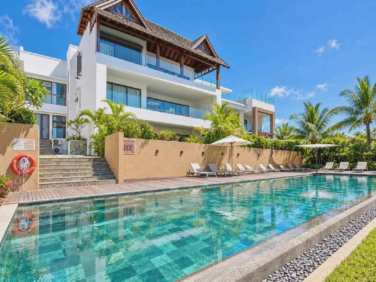 Spacious 3-Bedroom Apartment for Rent in Grand Gaube, Mauritius