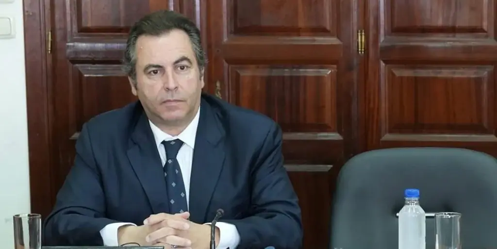 Tunisian Official Urges Radical Economic Reforms