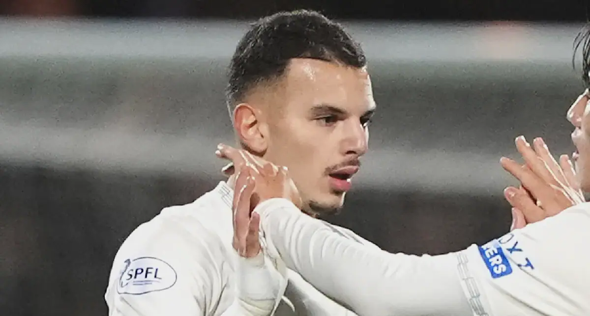 Algerian Footballer Bouanani Secures Draw for Rangers