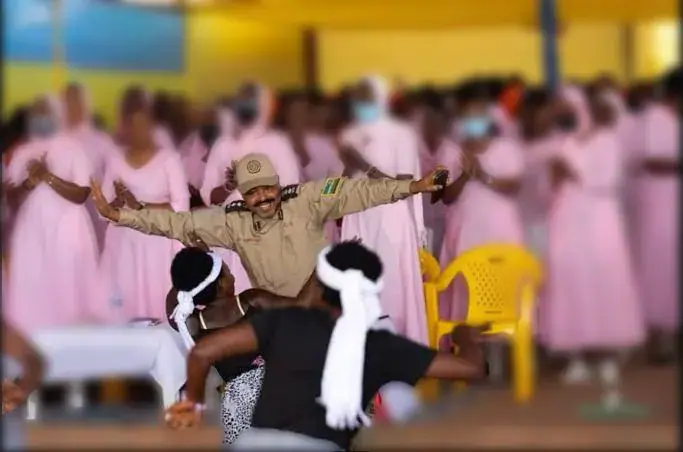 Rwandan Female Prisoners Request Change in Uniform