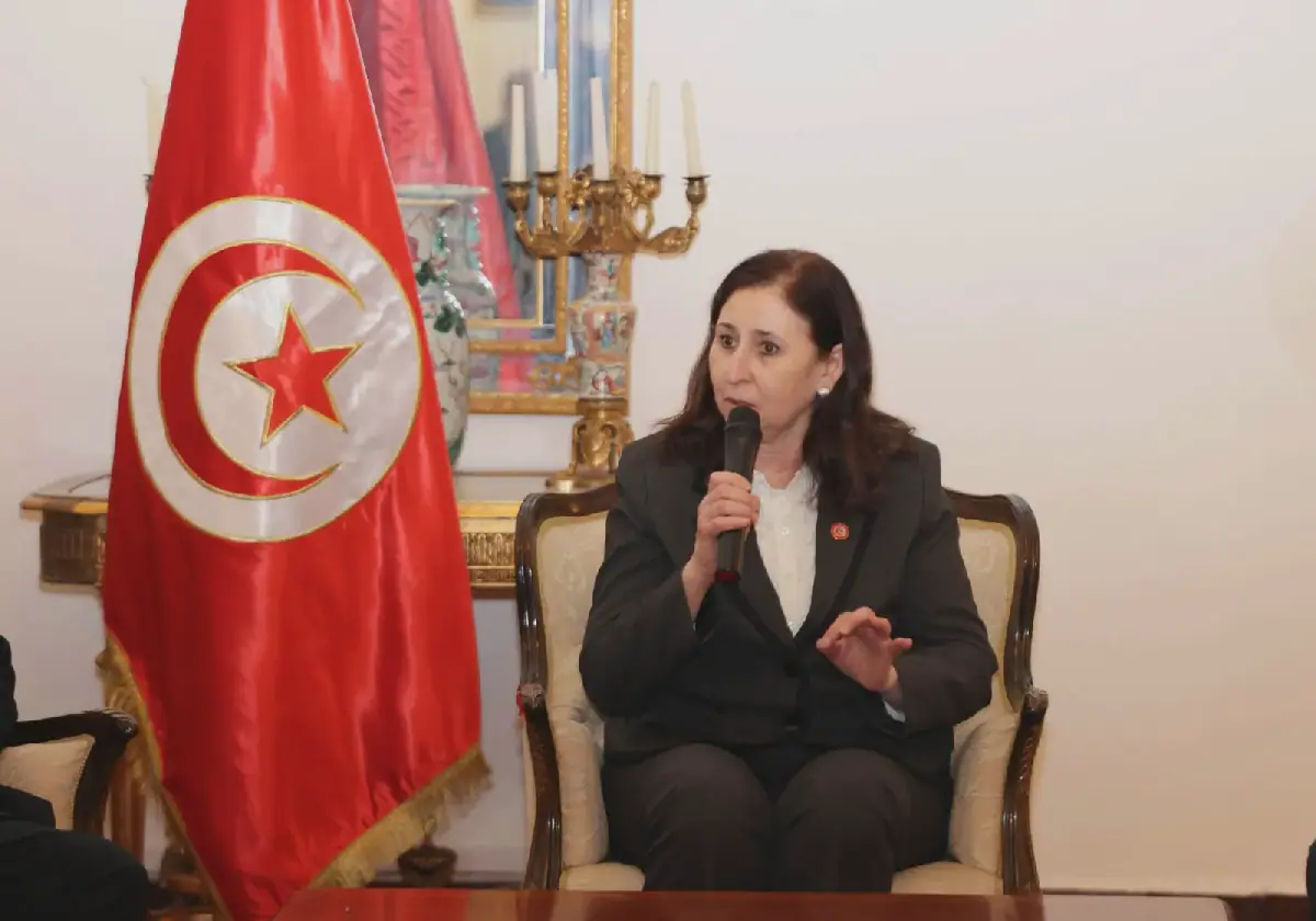 Tunisian Prime Minister Meets with Tunisian Community in Russia