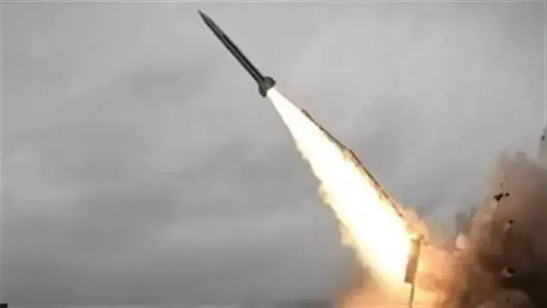 Egyptian Media Reports: Houthi Ballistic Missile Intercepted Over Southern Saudi Arabia