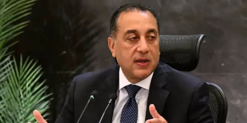 Egyptian Prime Minister Visits Suez, Launches Development Projects