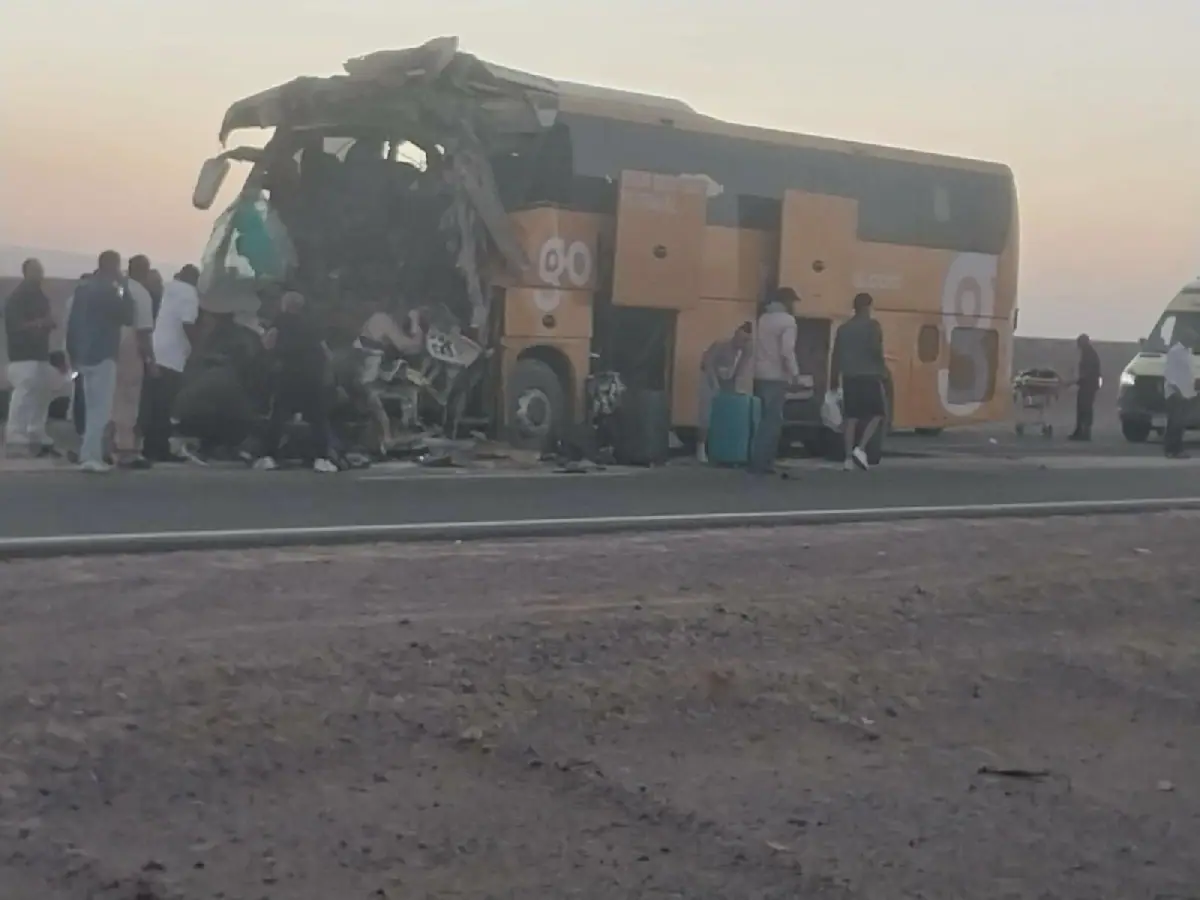 Egyptian Death Toll Rises to 3 in Ghardaqa-Ras Gharib Road Accident