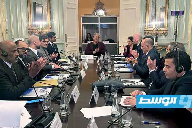 جريدة «الوسط»: قيادة عسكرية مشتركة في غياب سلطة تنفيذية موحدة
