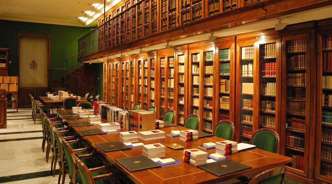 Two years after a judge’s order, a Spanish dictionary still defines ‘Jewish’ as ‘miserly’