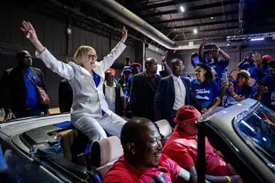 Possible coalition partners: The DA’s Helen Zille and ANC’s Cyril Ramaphosa. Photos: DA/My ANC