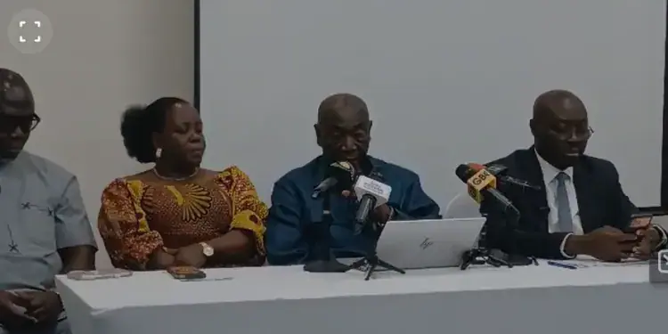 9% salary increase for public sector workers an insult - Minority to govt