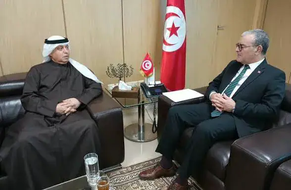 Tunisia's Economy Minister Discusses Investment and Partnership with Arab Investment and Development Authority Chief