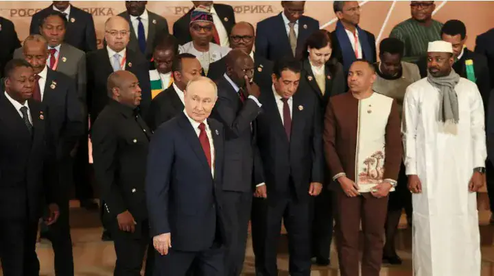 Sommet Russie-Afrique : Poutine vante une conception de l’ordre mondial avec plus de place pour le continent africain