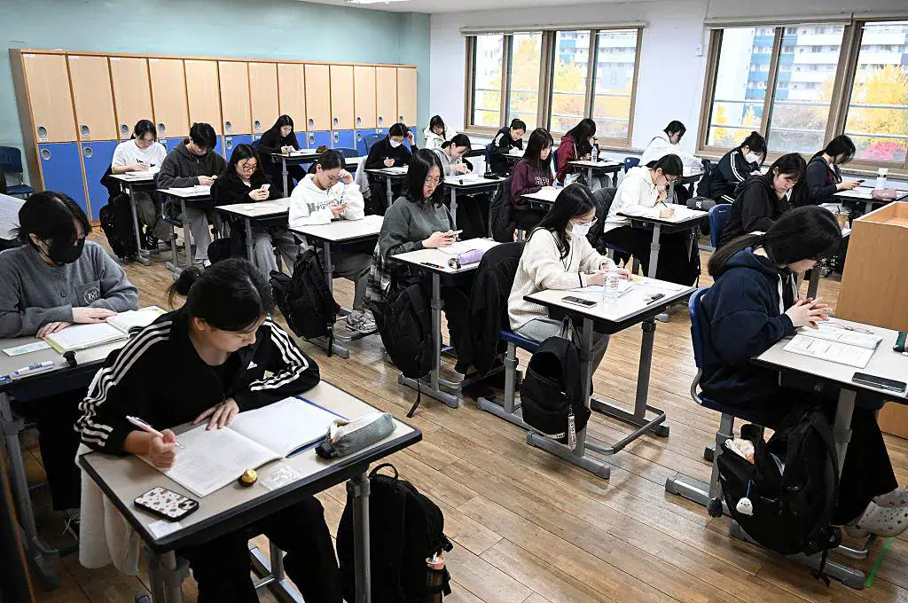 South Korea Cracks Down on Smart Glasses Cheating in University Entrance Exams