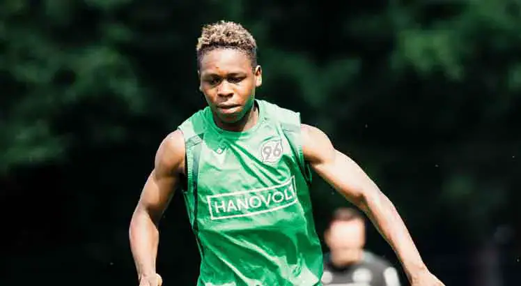 Malawi's Mwisho Mhango makes Hannover 96 first-team debut