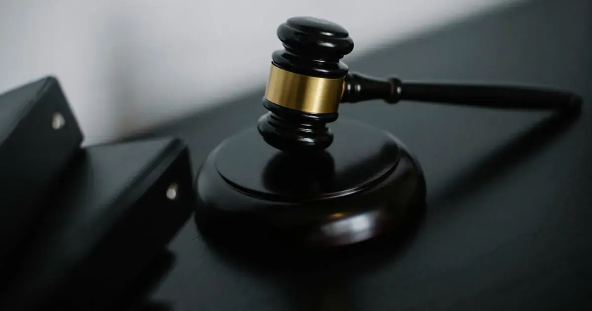 Former State Security officer loses bid to have SSA fraud case discharged