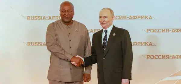 Ghana's John Mahama Urges Putin to Seek Peaceful Resolution to Russia-Ukraine Conflict