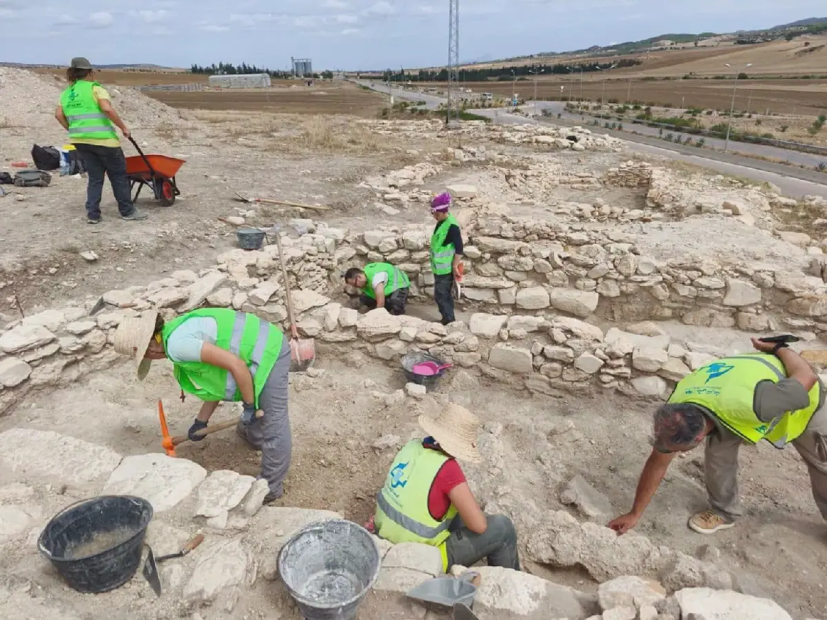 Archaeological Discovery Uncovers 2,300-Year-Old Numidian Habitation in Tunisia