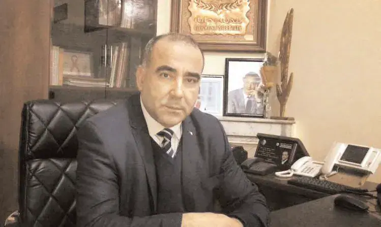 Algerian Mayor Suspended Amid Allegations of Mismanagement
