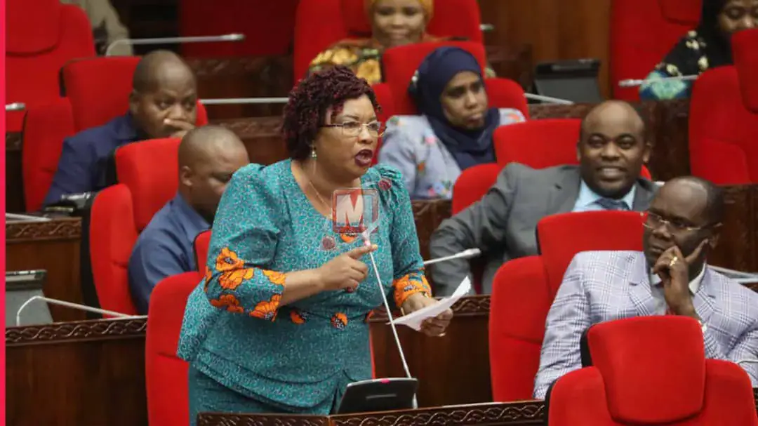 Depite Jacqueline Msongozi avugira abana na ba nyina mu Nteko