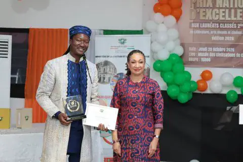 Cinéma : Le Burkinabè Abdul Aziz Diallo décroche le 3e Prix national d’excellence 2026 en Côte d’Ivoire