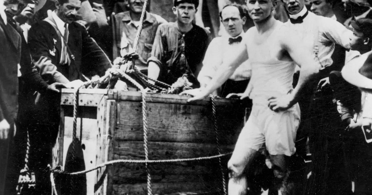 Escape artist Harry Houdini is shown before being lowered in a packing crate into the ice-covered Detroit River in 1907.