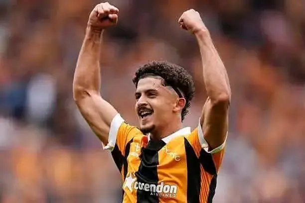 Algerian Footballer Mohamed Bounou Leads in Dribbles in English Premier League
