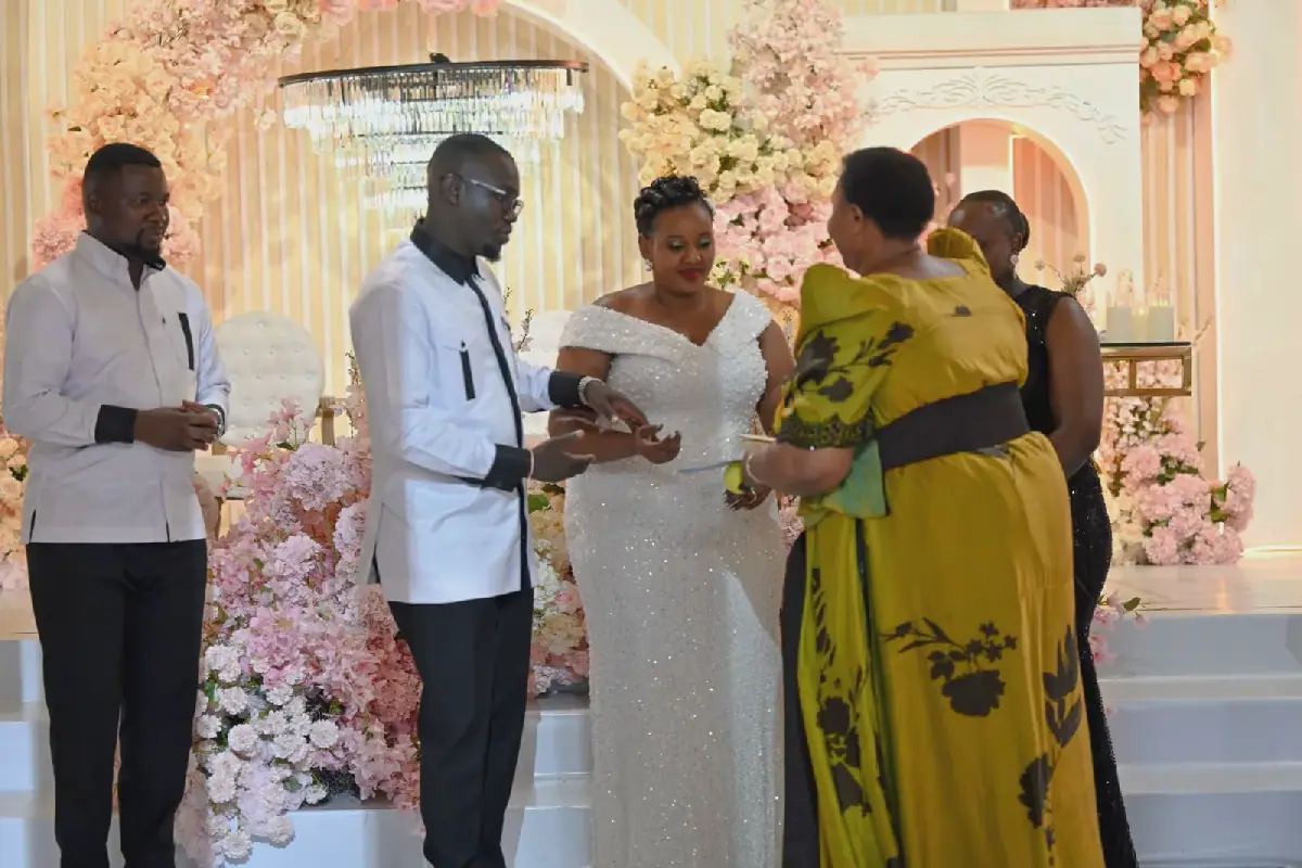 President Museveni Gifts Cows Worth UGX 10 Million to Newlyweds