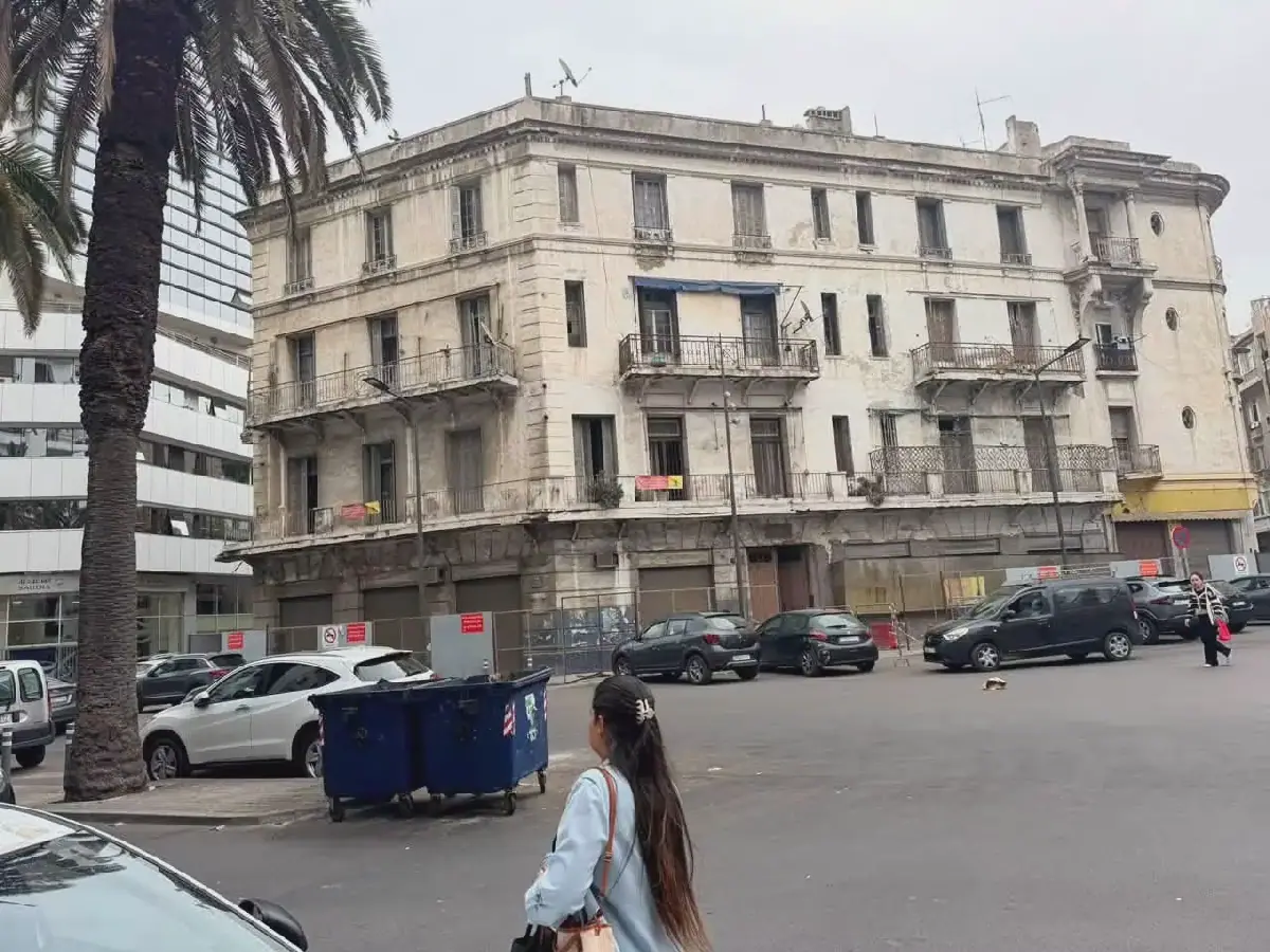 Moroccan Minister Intervenes in Heritage Building Dispute in Casablanca