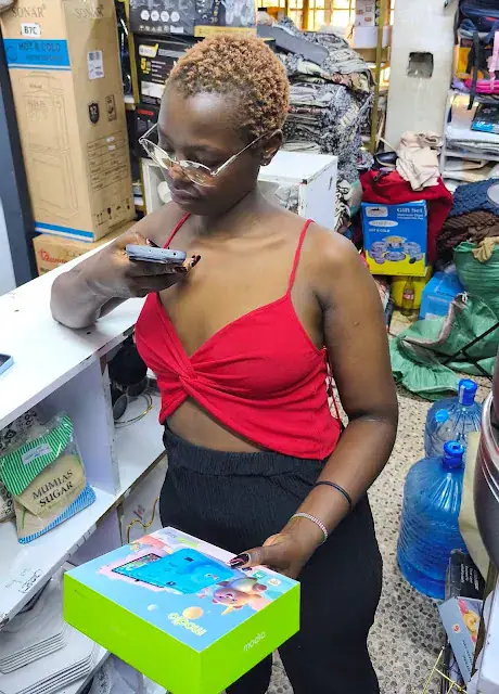 Viral Photo of Young Kenyan Woman's Workwear Sparks Interest