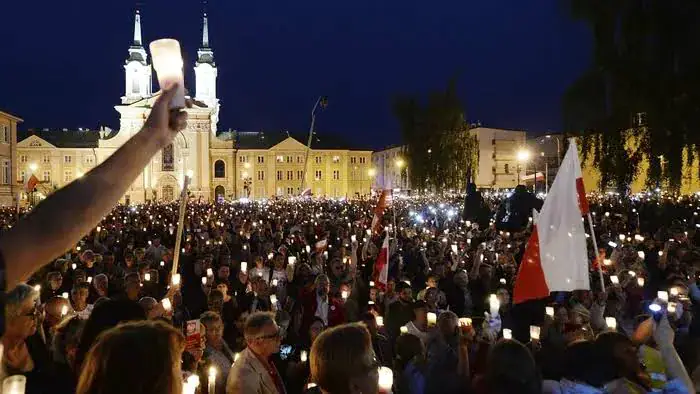 Polish President Karol Nawrocki Intervenes at Constitutional Tribunal